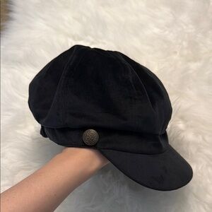 Forever 21 Black Newsboy Cap